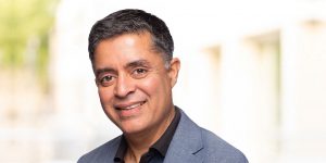 vmware-sanjay-uppal-old.png  第1张