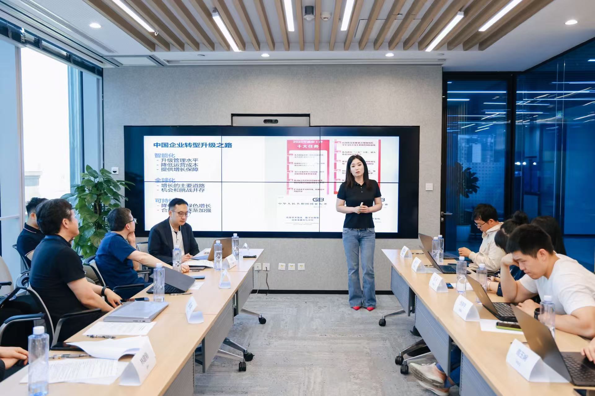 “AI实验时代结束”：IBM重构企业级AI的未来蓝图 公司 第4张