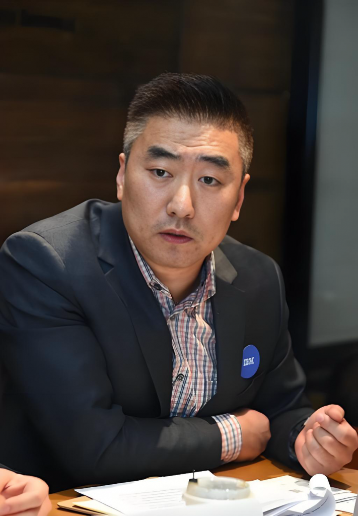 IBM咨询董海军：出海企业如何从“水土不服”到“乘风破浪”？ 人物 第1张