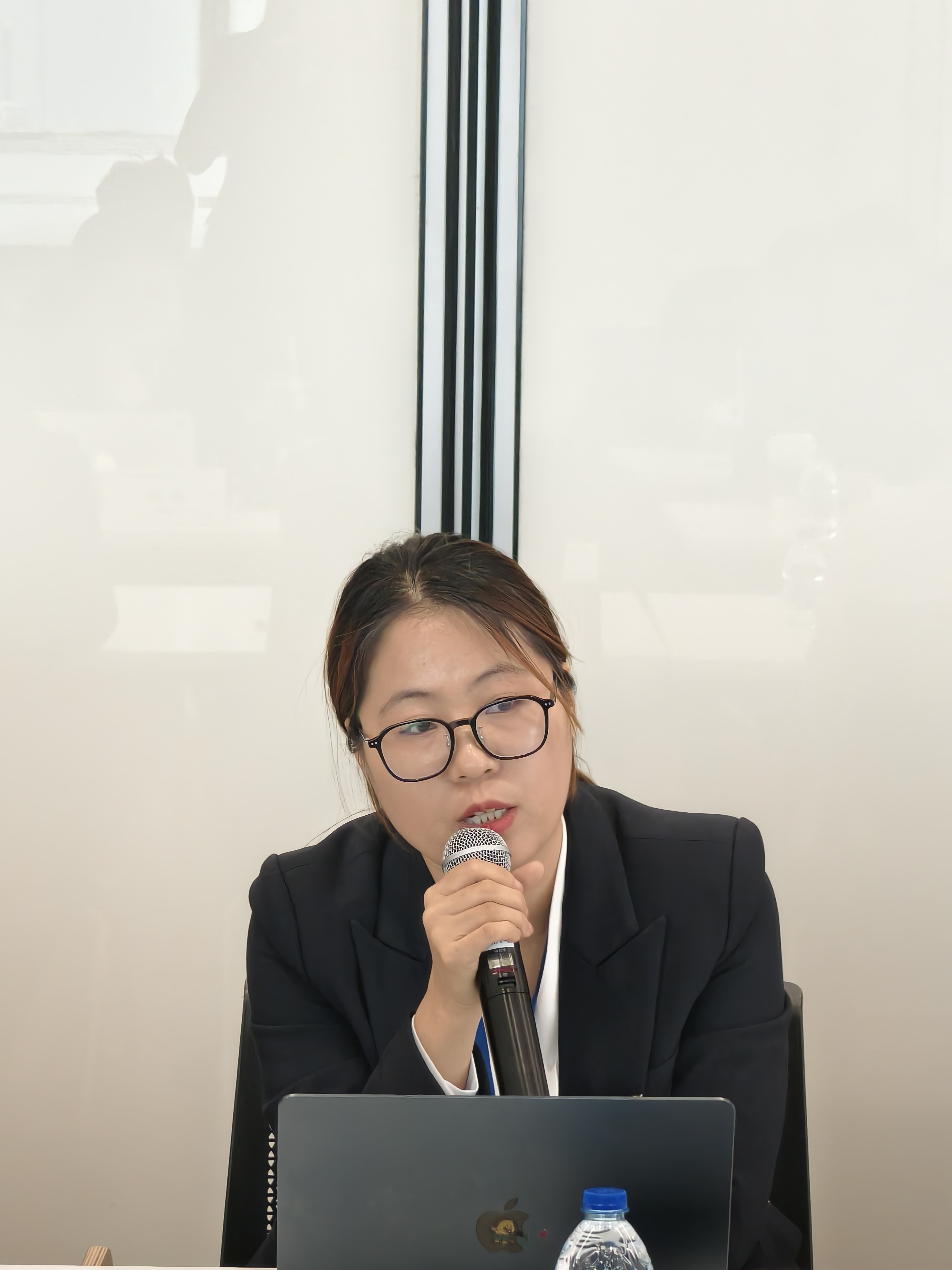 从工具到基础设施:亚马逊云科技与易点天下,重新定义 AI 驱动的出海增长 公司 第1张-数字商业时代